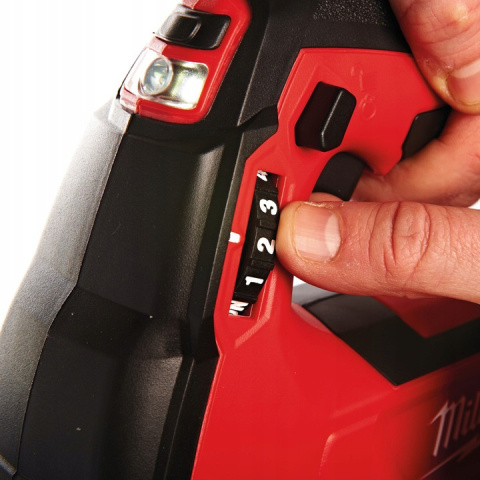 Smarownica Milwaukee M18 GG-0 heavy duty