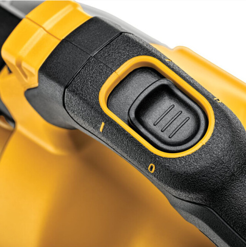 ODKURZACZ RĘCZNY DeWalt 18V XR KLASY L